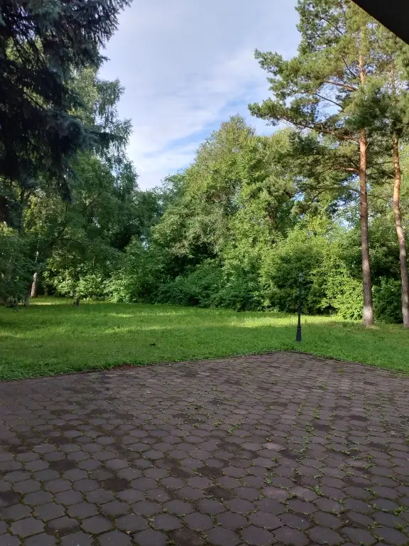 Изображение комнаты отеля