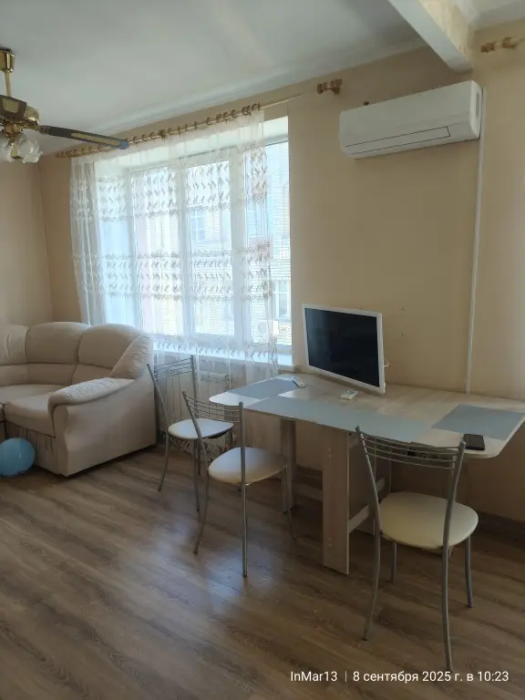 Изображение комнаты отеля