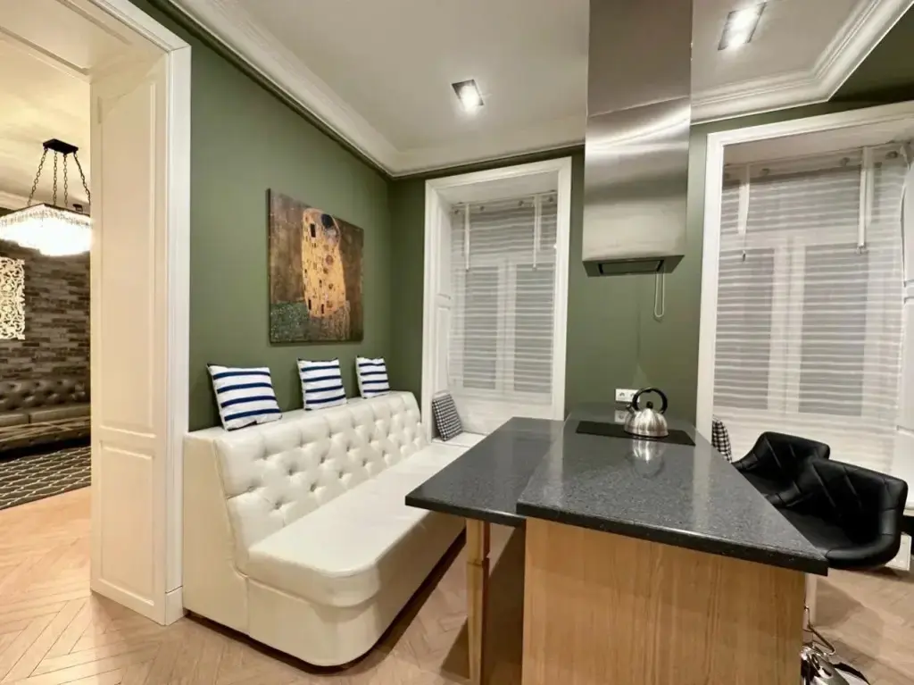 Санкт-Петербург: Апартаменты LITEINY Family Modern