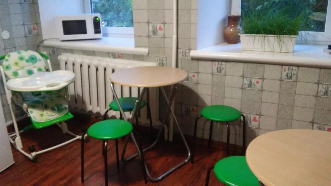 Таруса: Komnaty na sutki u Dubrovskogo