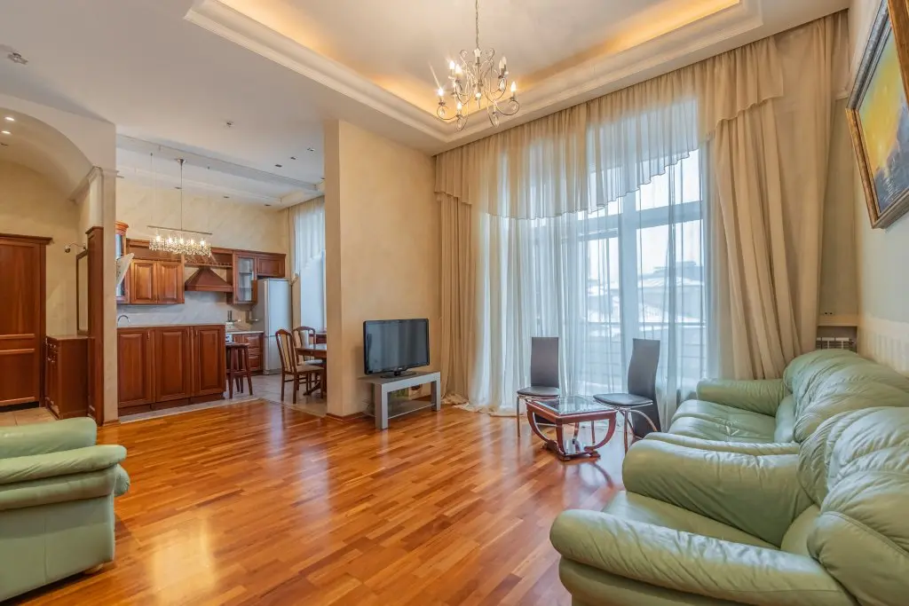 Санкт-Петербург: Апартаменты Vip Apart на 8 Советской 54