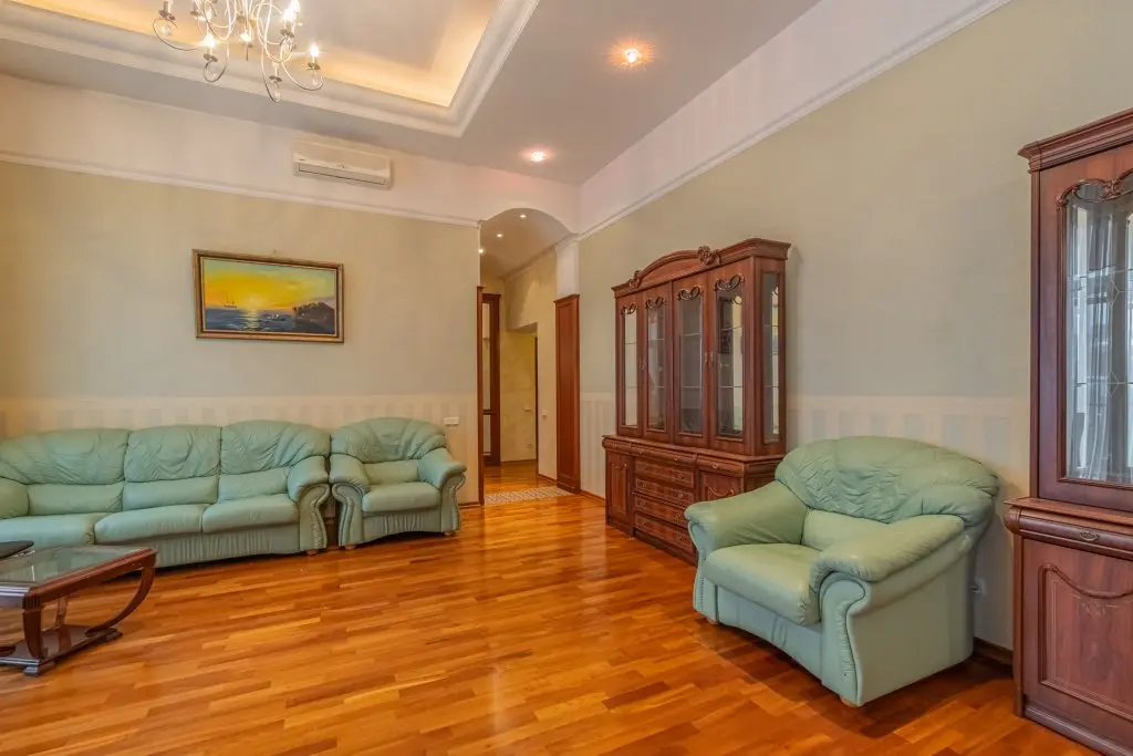Санкт-Петербург: Апартаменты Vip Apart на 8 Советской 54