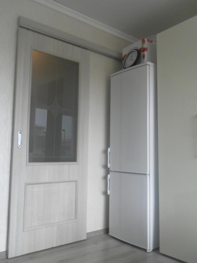 Калининград: Apartment on Polotskaya 10