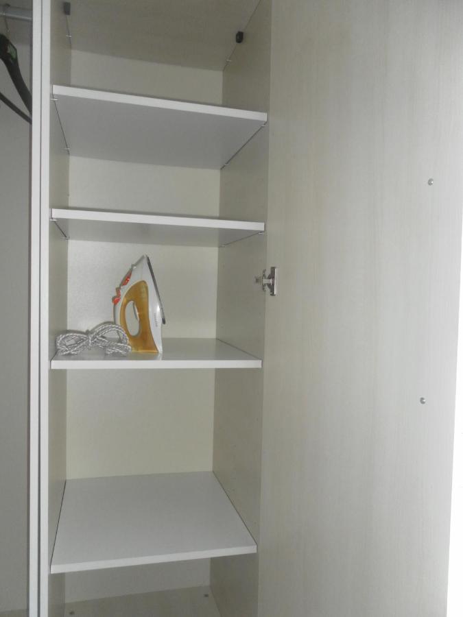 Калининград: Apartment on Polotskaya 10