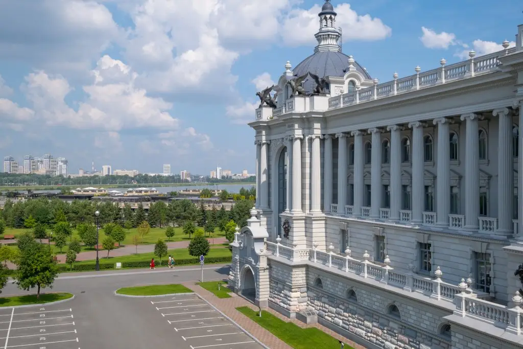 Казань: Апартаменты на Кремлевской Набережной