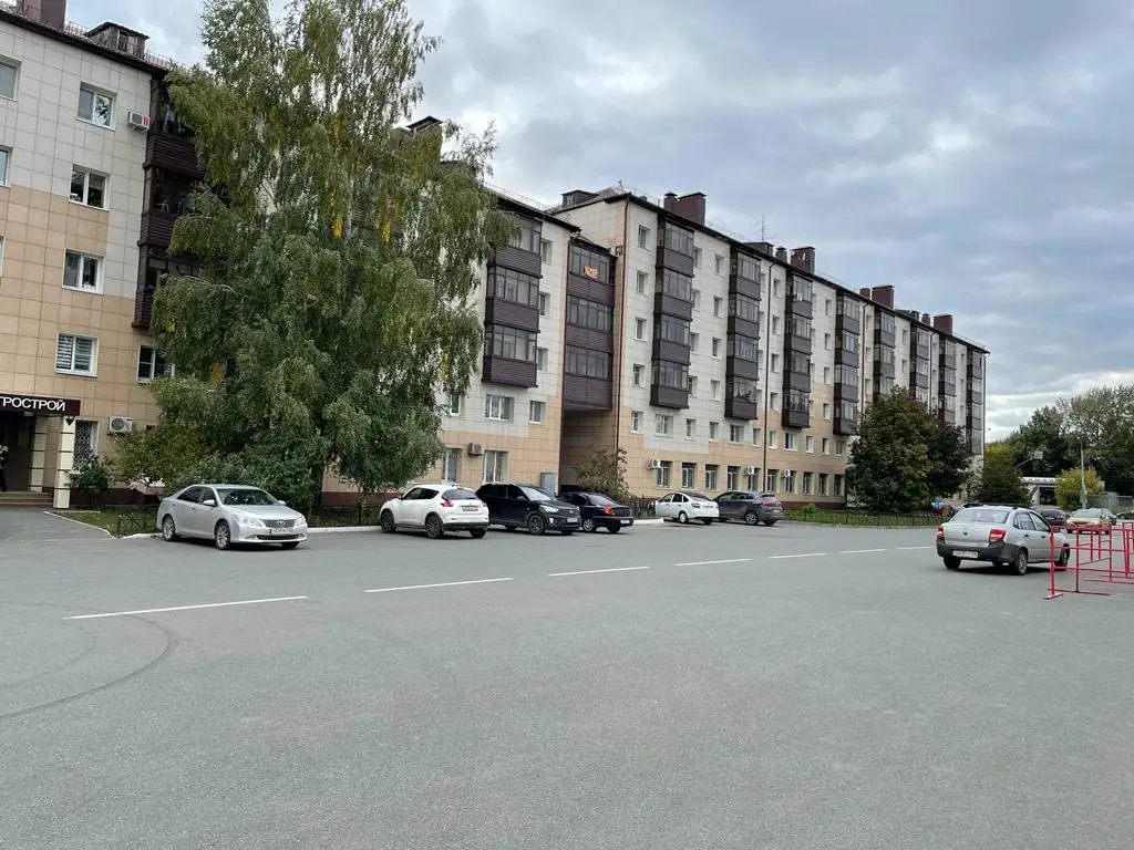 Казань: Апартаменты на Бутлерова