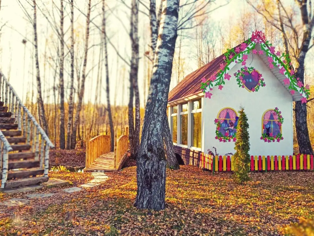 Петрово: Fairy house