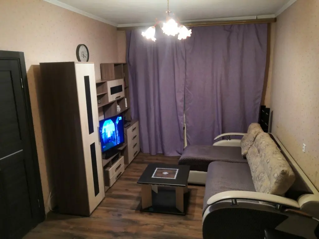 Кировск: Апартаменты на Олимпийской 87 (1 этаж)