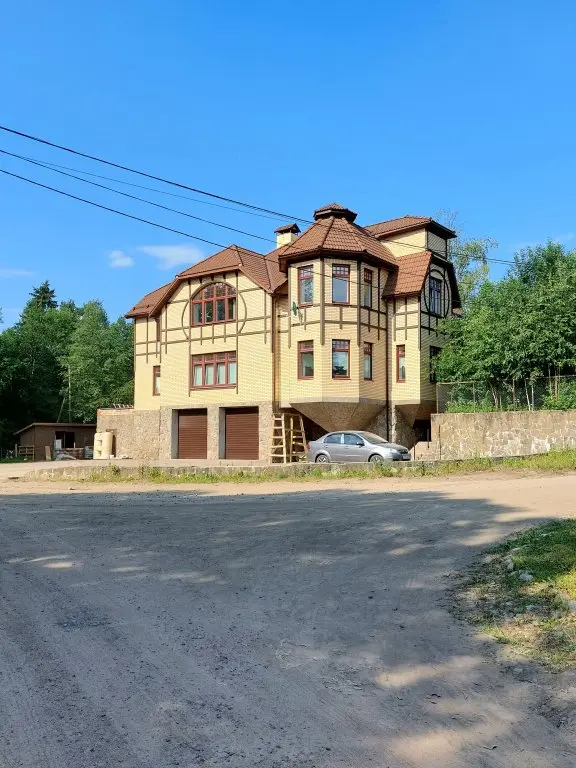 Озерки: Гостевой дом Усадьба у озера