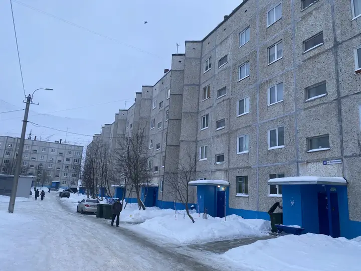 Кировск: Апартаменты 4-х комнатная на Олимпийской 83