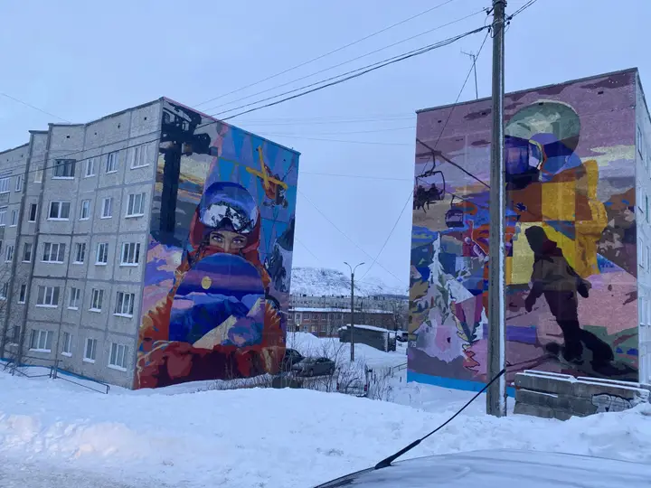 Кировск: Апартаменты 4-х комнатная на Олимпийской 83