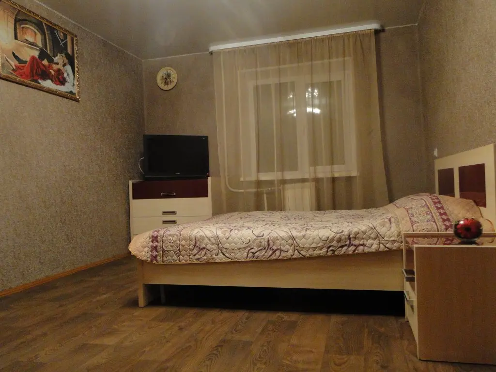 Каменск-Уральский: Апартаменты в Центре