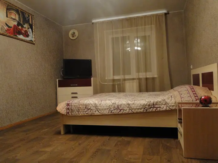 Каменск-Уральский: Апартаменты в Центре