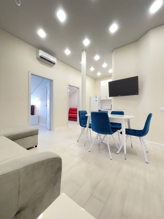 Геленджик: Апартаменты на Крымской 22/1