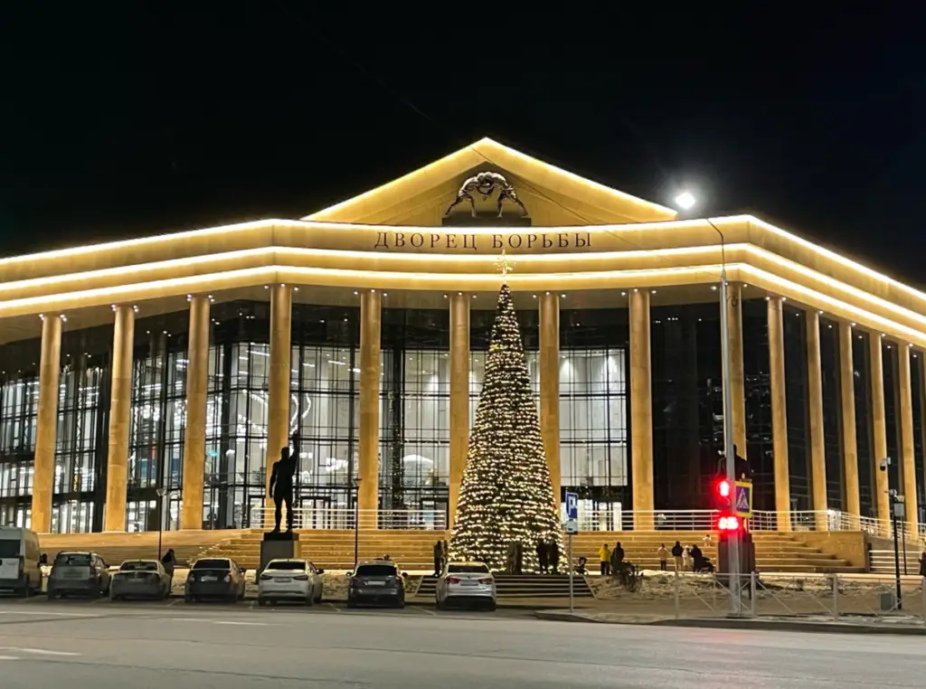 Апартаменты Четыре Сезона Премиальные с Кофемашиной и Массажером — фото 1