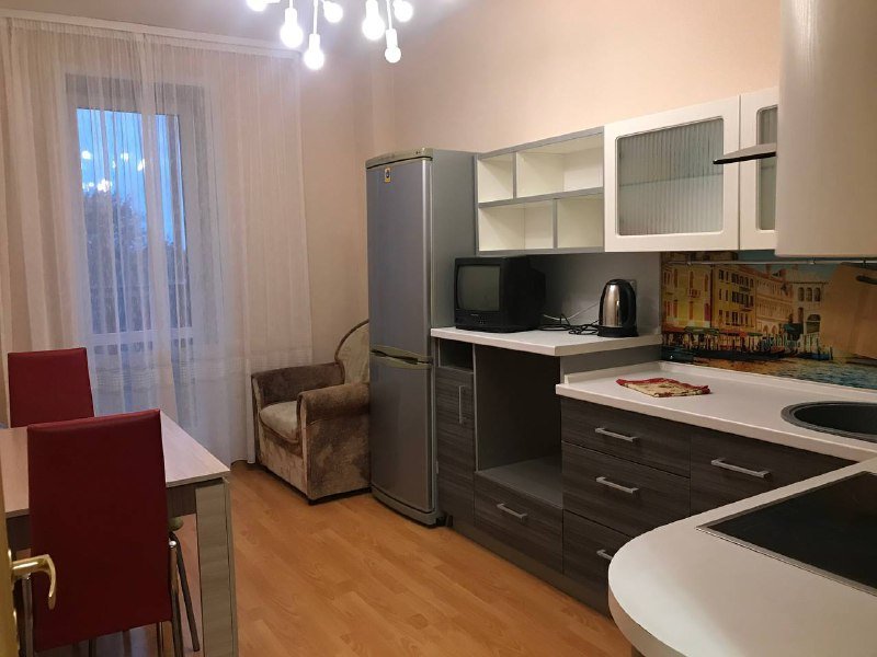 Пермь: Апартаменты Шоссе Космонавтов 120