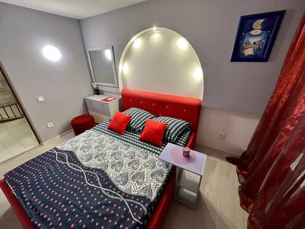 Краснодар: Апартаменты Стильные на Красной 29