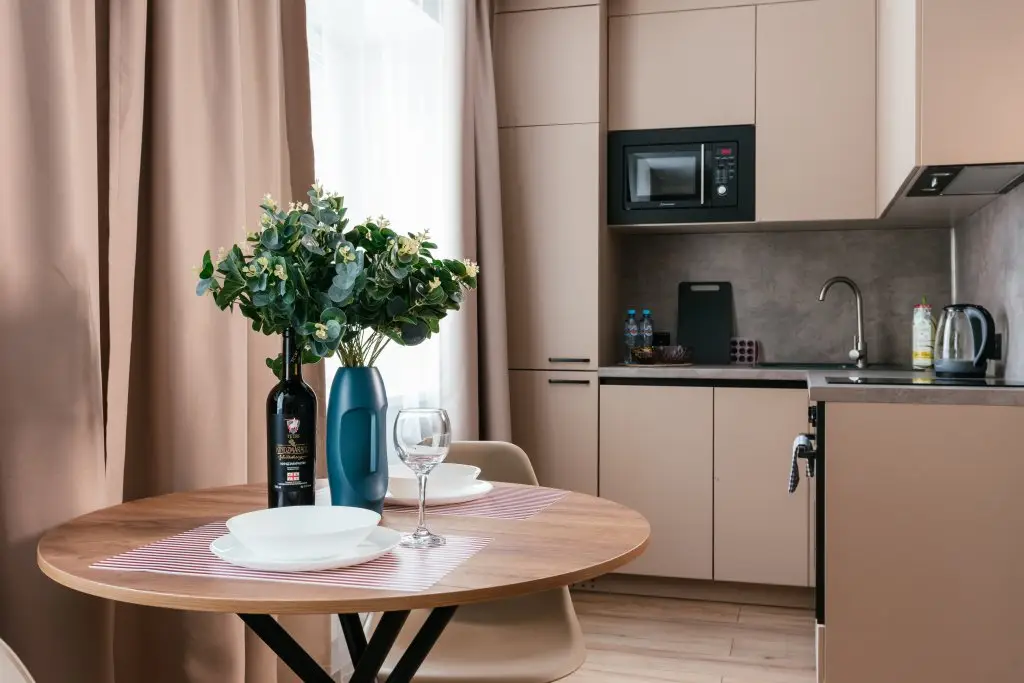 Тюмень: Апартаменты ROOM TOUR в историческом центре Тюмени