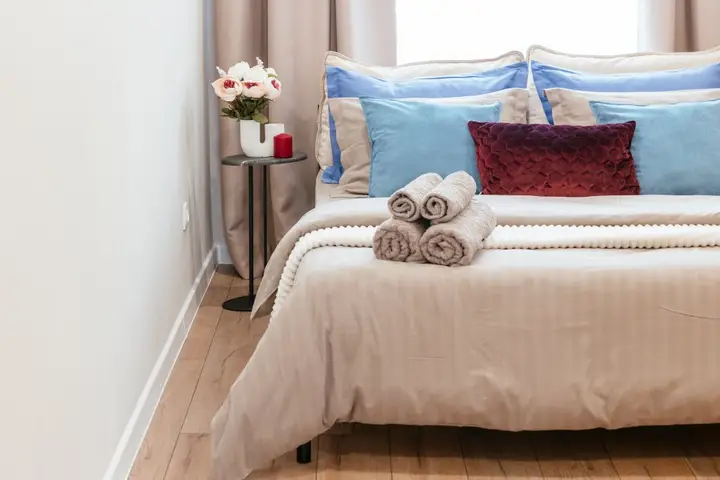 Тюмень: Апартаменты ROOM TOUR в историческом центре Тюмени