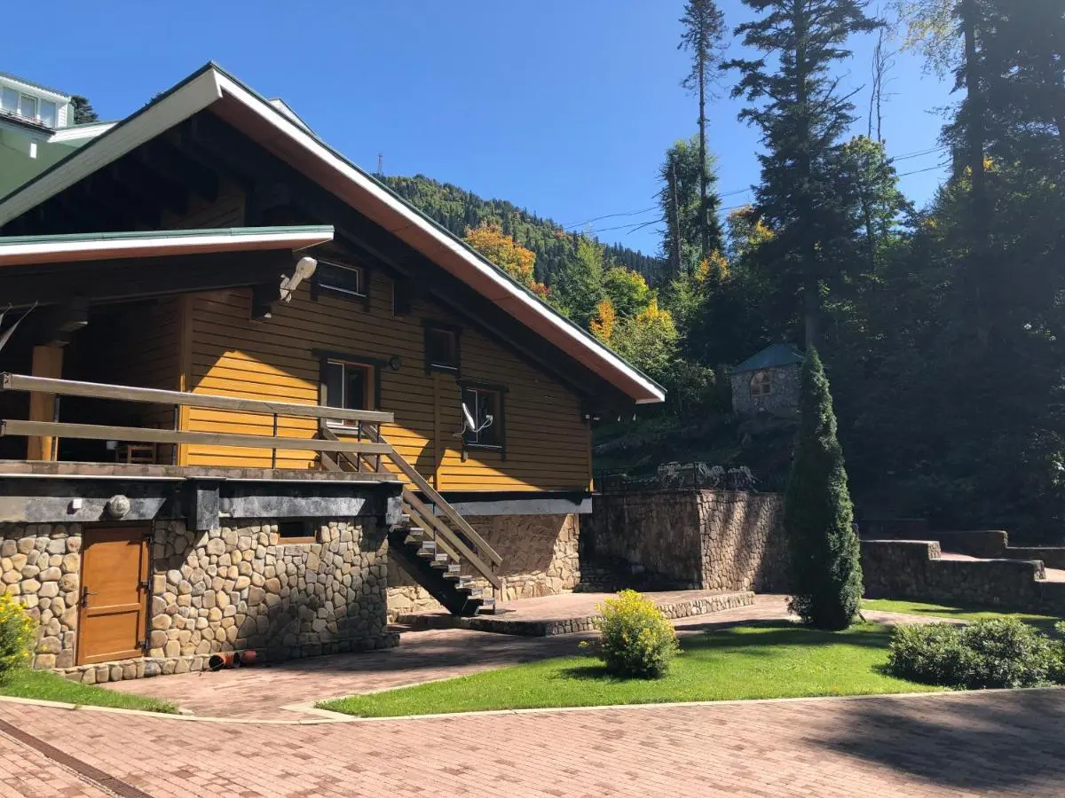 Домбай: Hotel Belalakaya