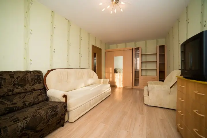 Челябинск: Bud Kak Doma at Chajkovskogo 70 a Apartments