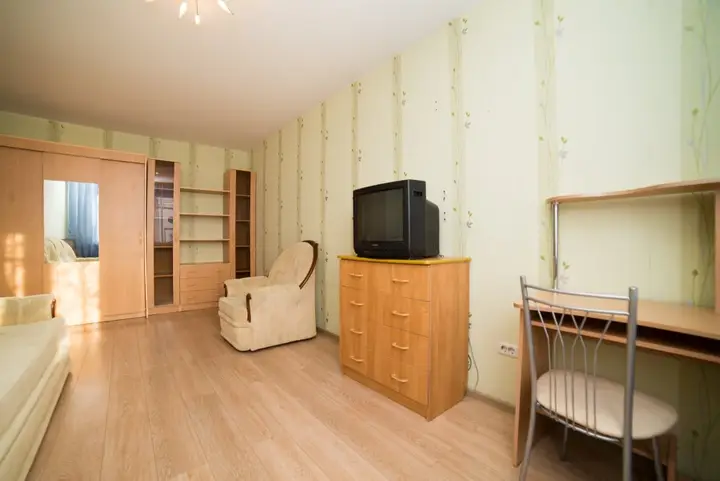 Челябинск: Bud Kak Doma at Chajkovskogo 70 a Apartments