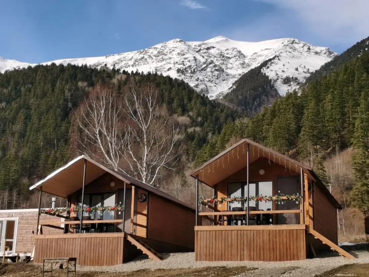 Архыз: Arkhyz Family Lodge