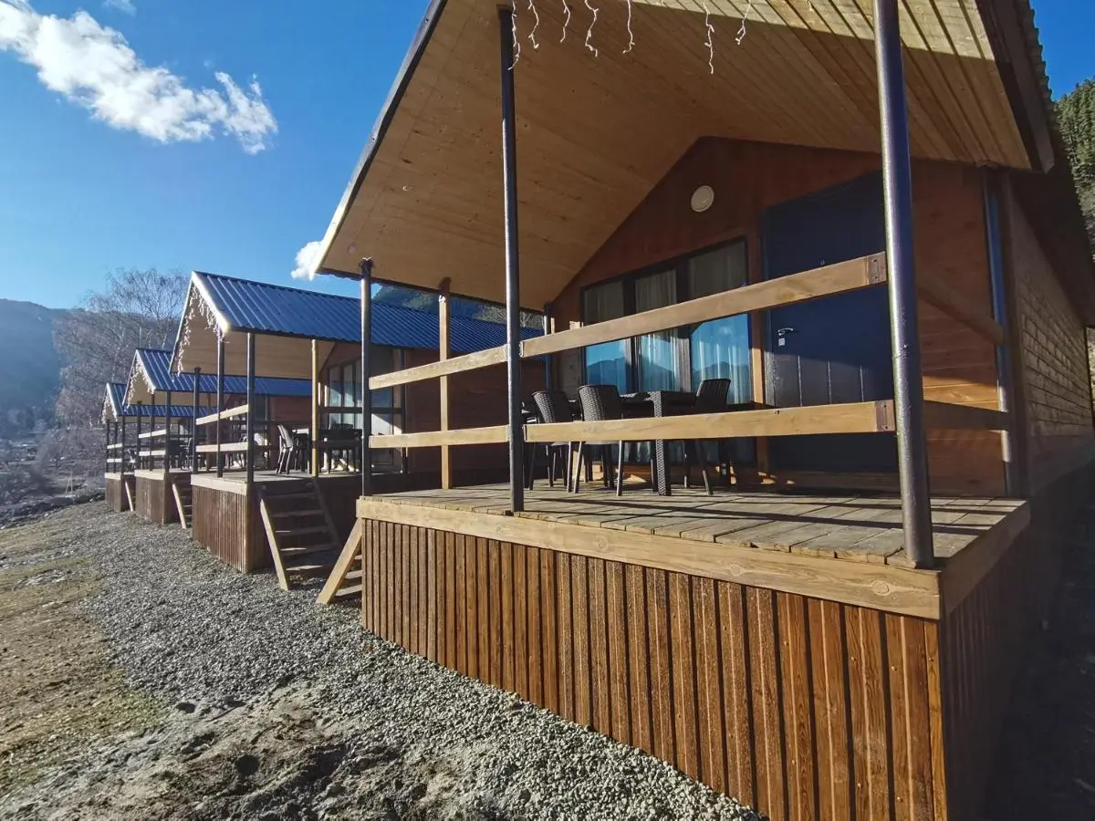Архыз: Arkhyz Family Lodge