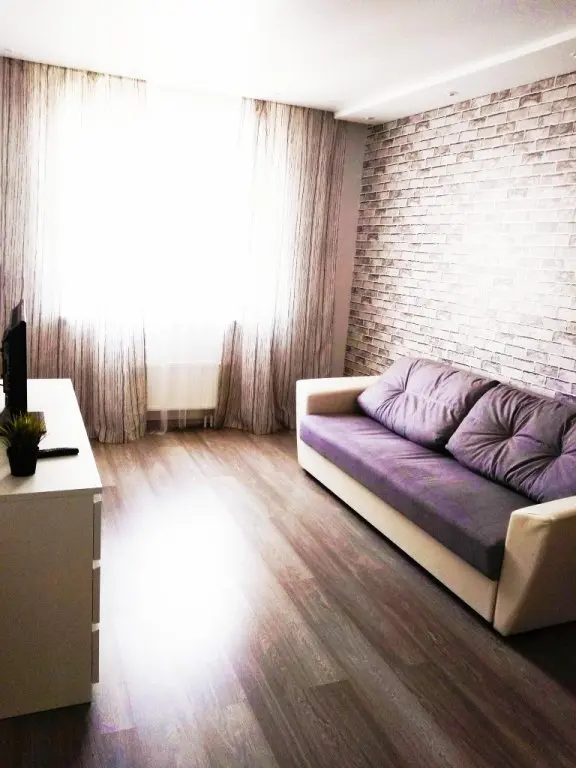 Санкт-Петербург: Na Geroev Apartments