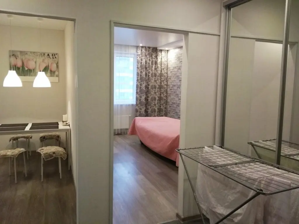 Санкт-Петербург: Na Geroev Apartments