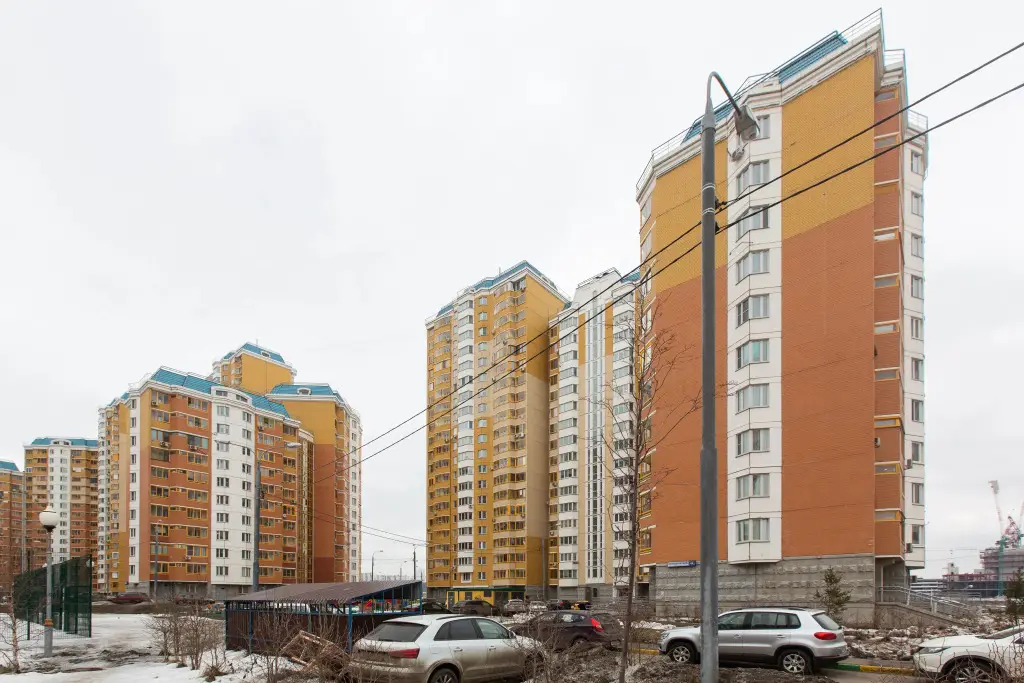 Красногорск: 1b Krasnogrskij 46 Apartments