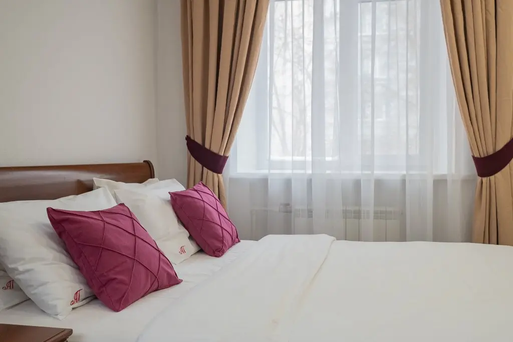Томск: Апартаменты Петровские на пр. Кирова, 39А
