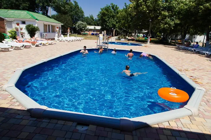 Анапа: База Отдыха Чайка