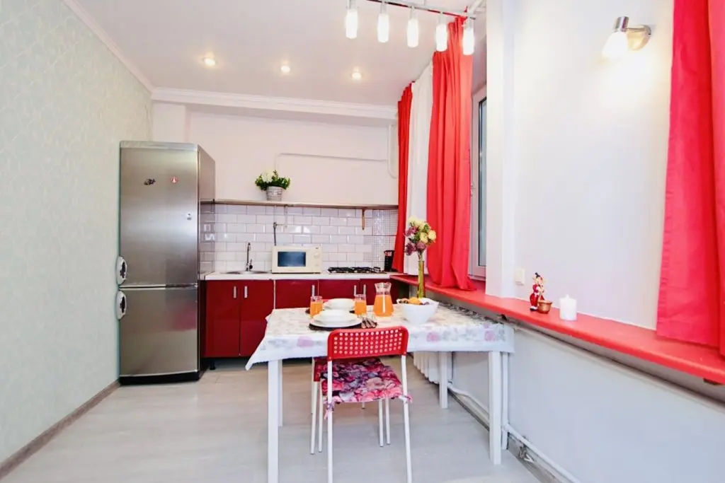 Москва: Kvartirasvobodna Staropimenovskij Pereulok Apartments