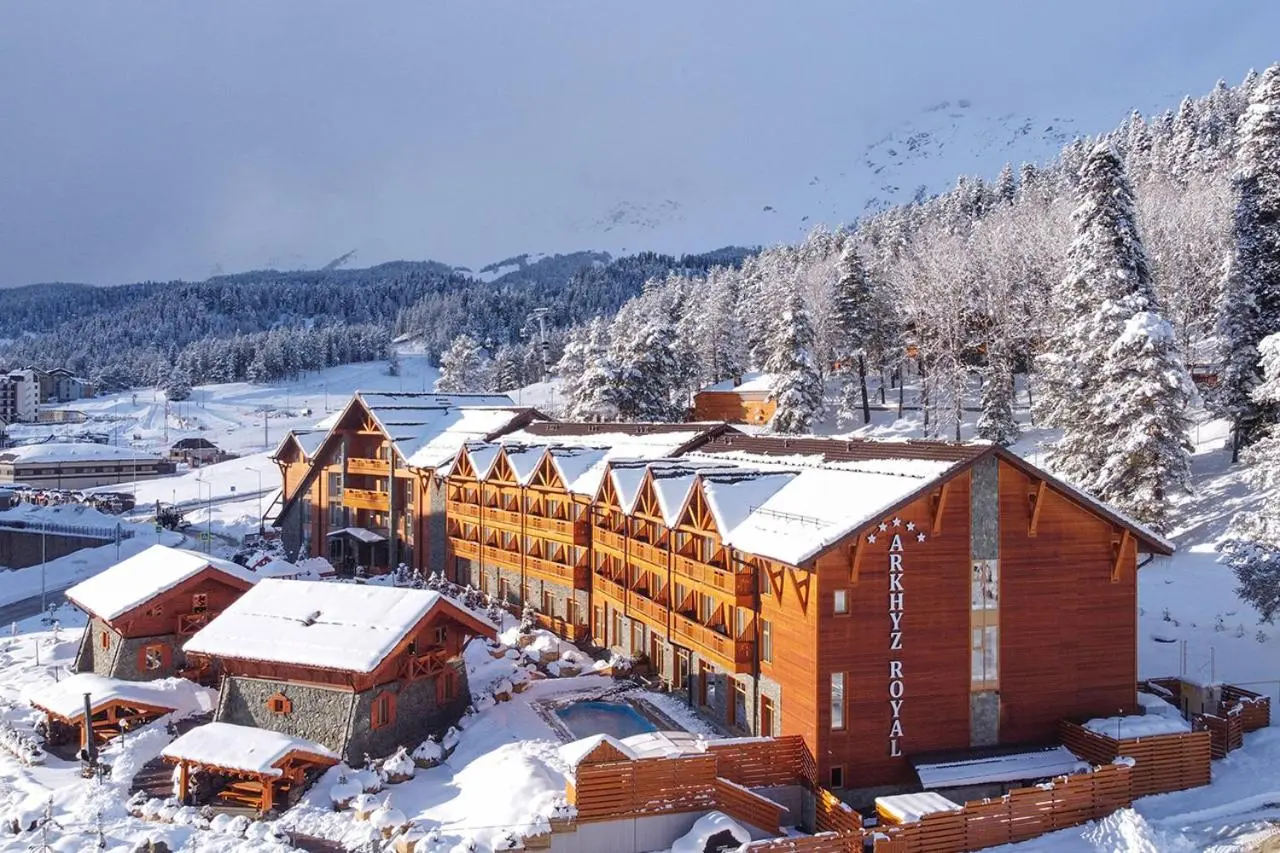 Архыз: Отель Arkhyz Royal Resort & Spa