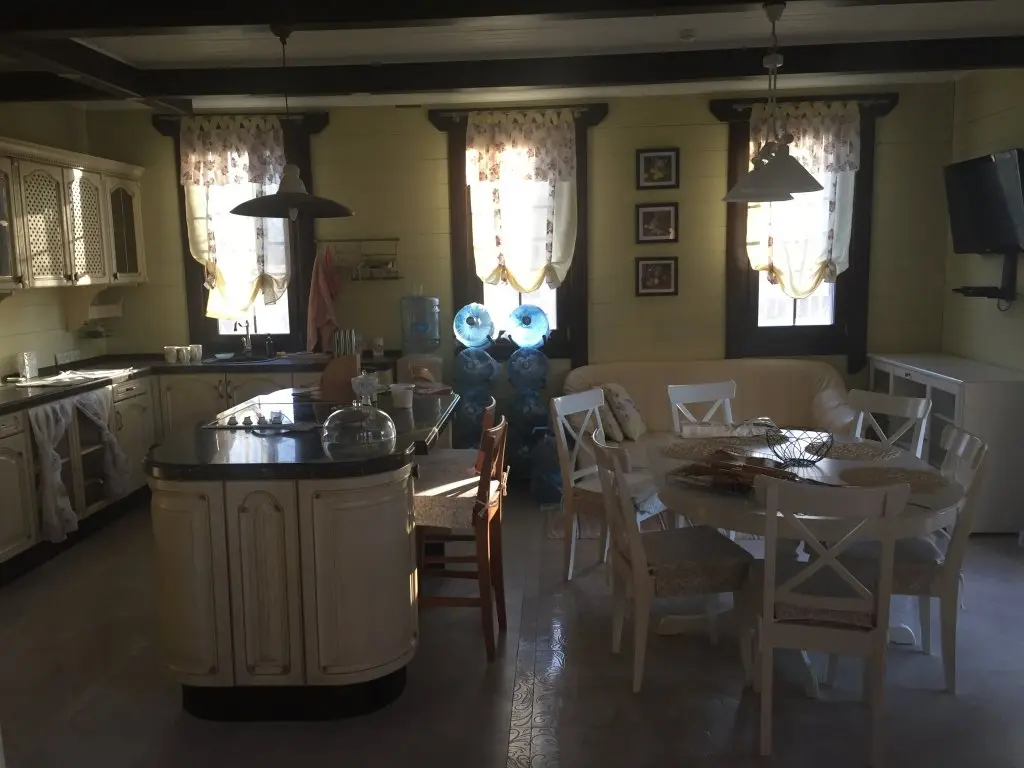 Озеро: Finskaya Usad'ba Guest House
