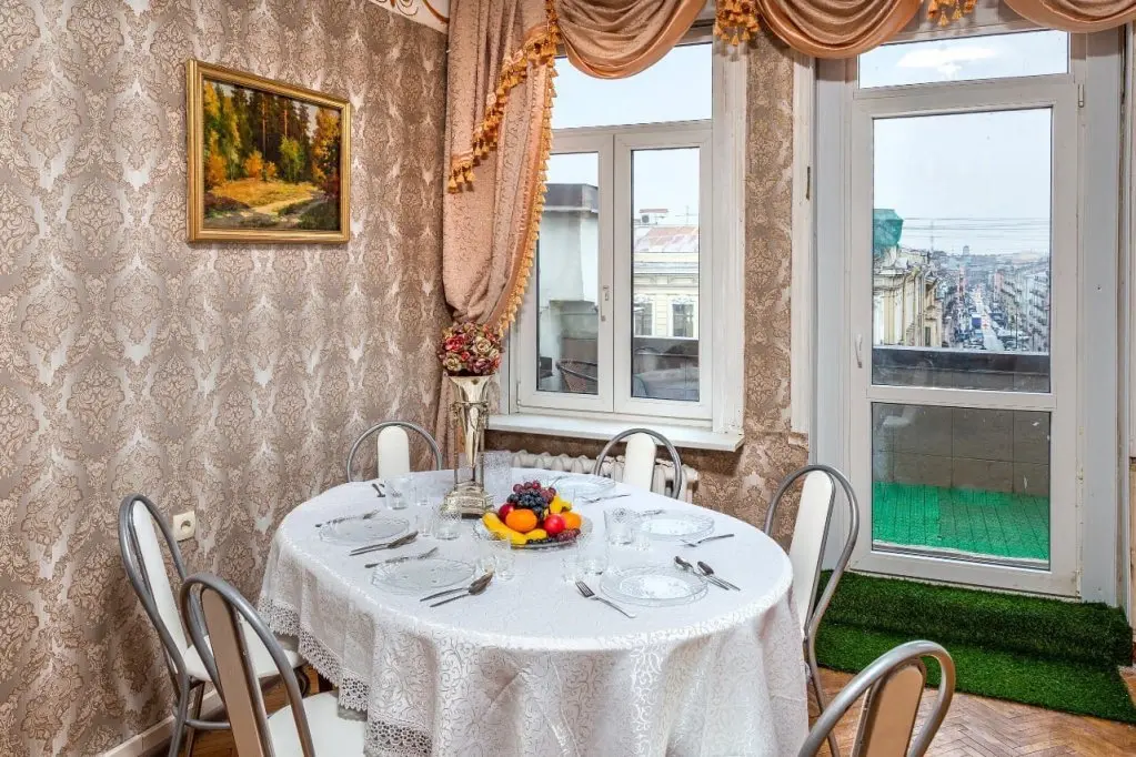 Санкт-Петербург: Kvartira S Vidom Na Ves Nevskiy Prospect Apartment