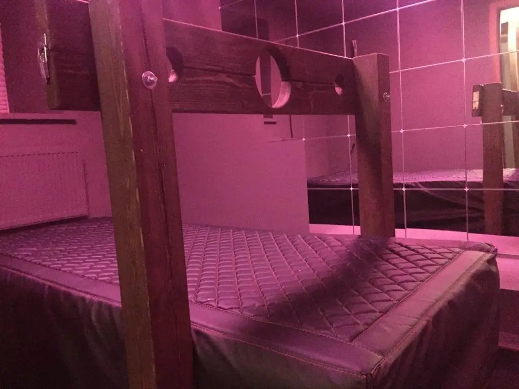Санкт-Петербург: Апартаменты BDSM Студия