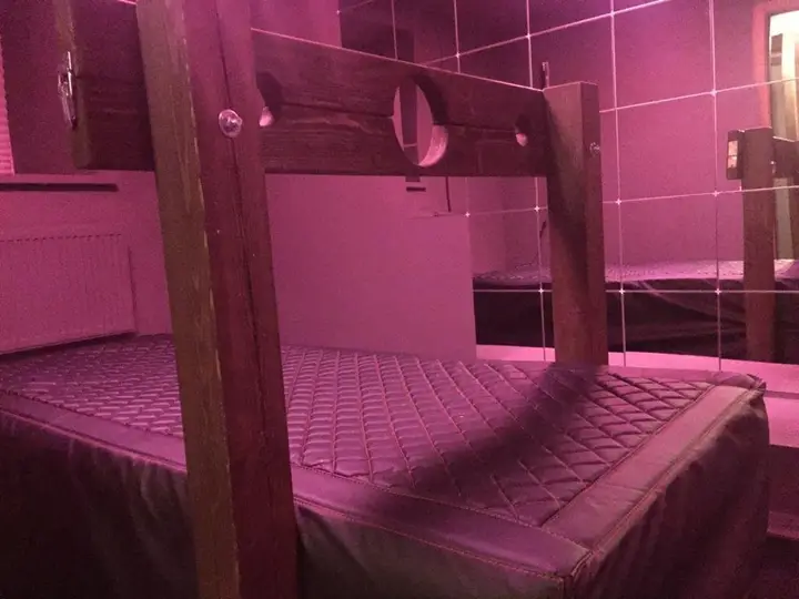 Санкт-Петербург: Апартаменты BDSM Студия