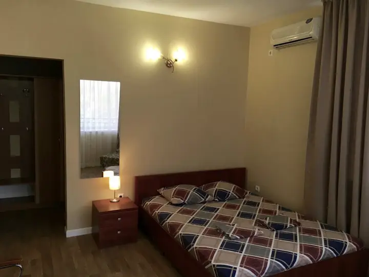 Анапа: Zemlyanichnaya Polyana Guest House