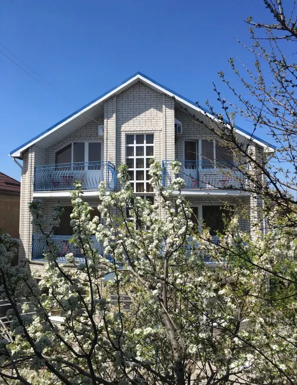 Анапа: Zemlyanichnaya Polyana Guest House