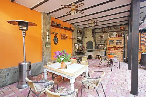 U Irinyi Guest House — фото 1