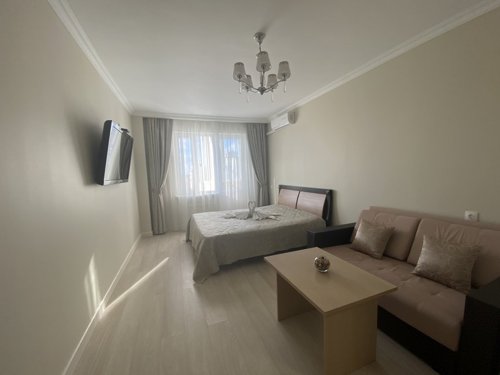 Анапа: Na Ulitse Lenina 15(8Et) Apartments
