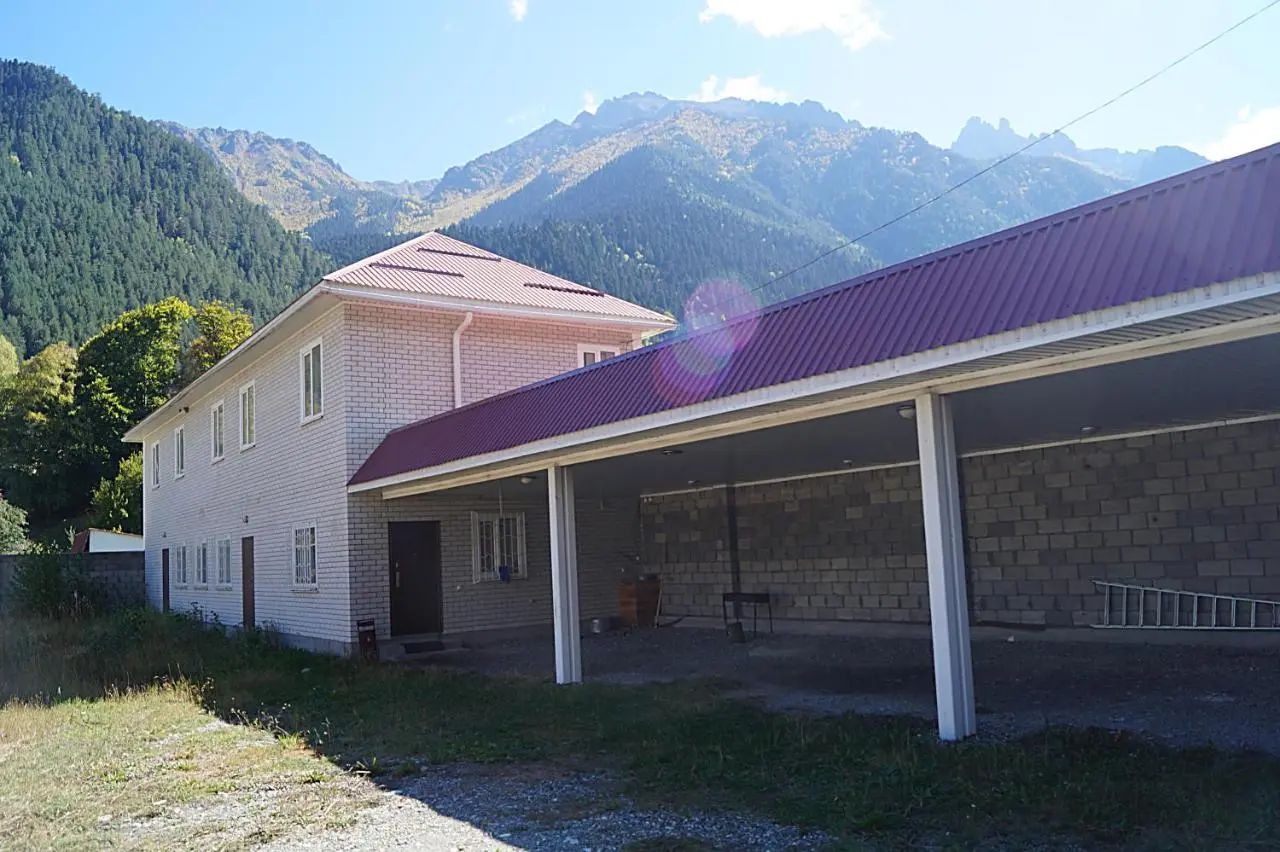 Теберда: Guest house Grand House