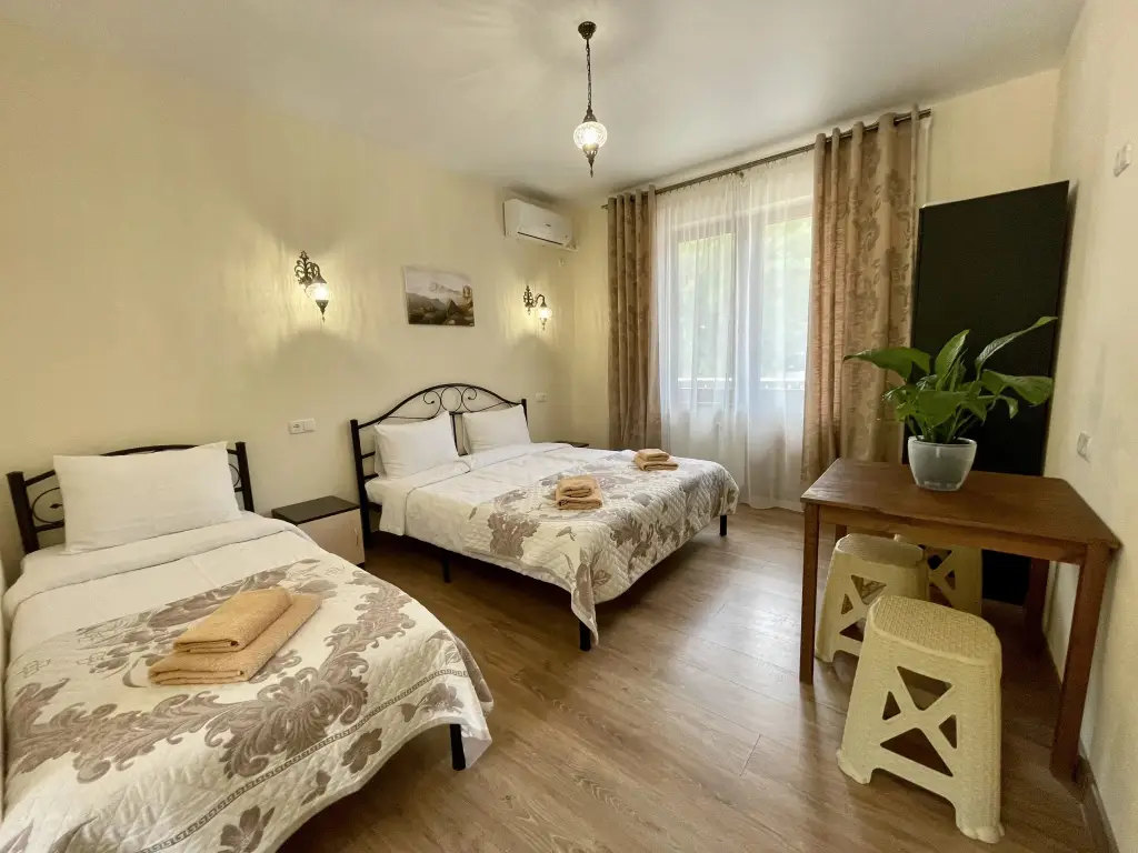 Бахчисарай: Гостевой Дом Эски Чешме