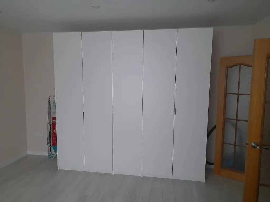 Кемерово: Uyutnyie Na Komsomolskom 71 Apartments