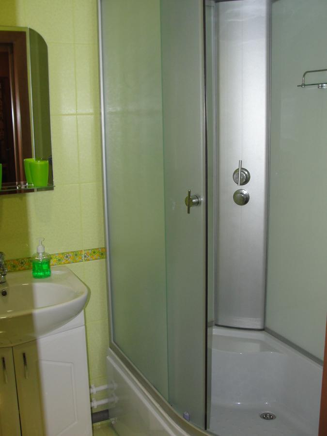 Zelenchukskaya: Apartment Leonova 154