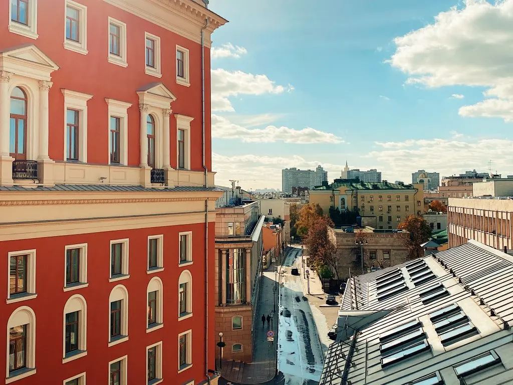 Москва: Апартаменты с балконами и видом на тверскую площадь и Мэрию Москвы