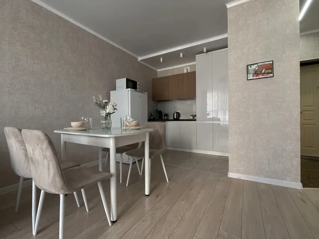 Астрахань: 52 KvartHotel Premium Embankment Privolzhsky Zaton 22 Apartments