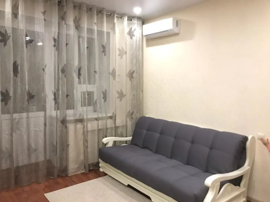 Пермь: Апартаменты Two-room on Komsomolskiy prospekt 50